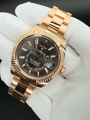 Rolex Sky Dweller 326935 Everose Gold. The Complete Collector's Guide